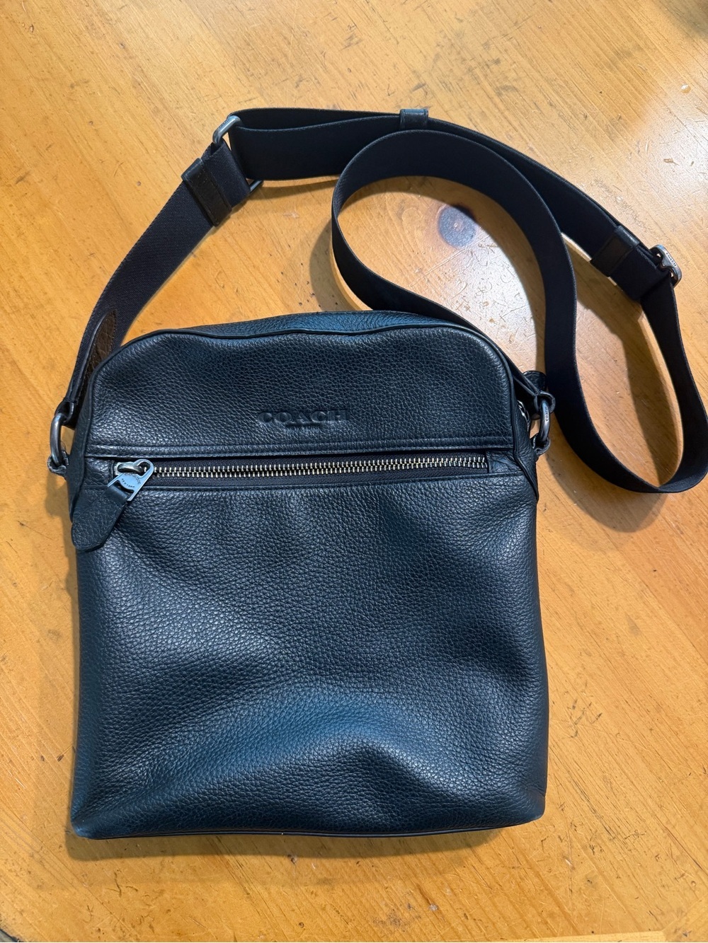 Coach Men’s Houston Flight Bag Black Pebbled Leather Messenger Crossbody